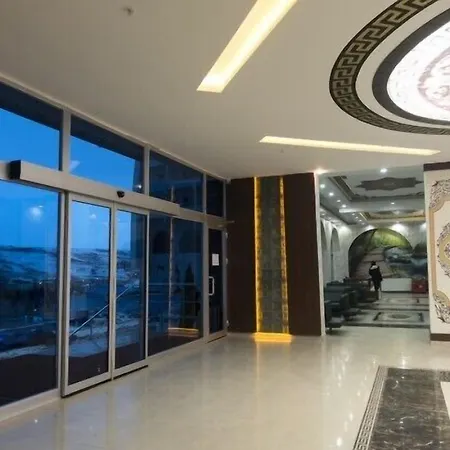 Hotel Karen Thermal 3*