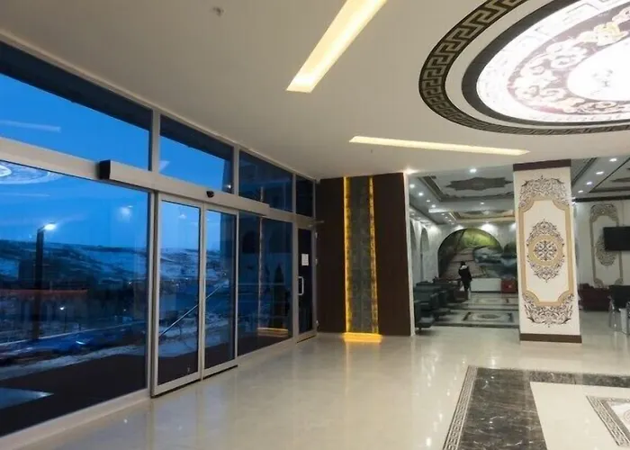 Hotel Karen Thermal 3*